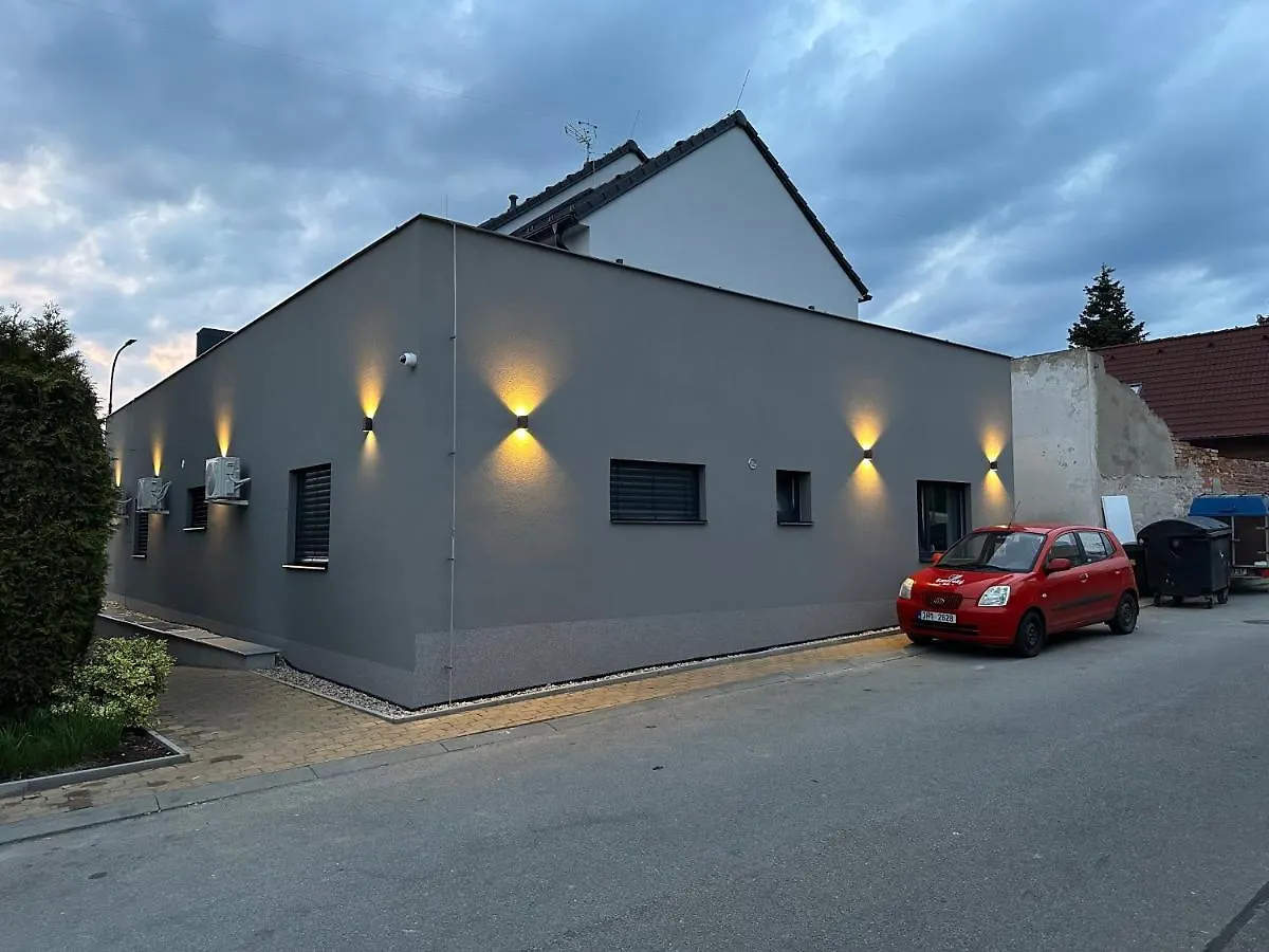 Restaurace - Penzion Bavorsky Dvur Sezemice